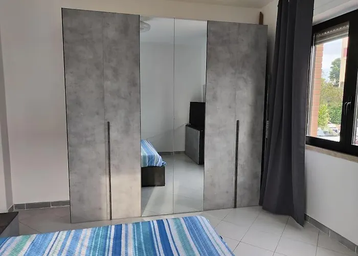 Casa Trezza 3 * 拉蒂纳